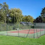 4 Bedroom Awesome In * Bonneville-la-Louvet