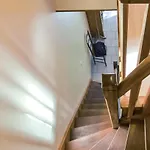 4 Bedroom Awesome In בית נופש Bonneville-la-Louvet