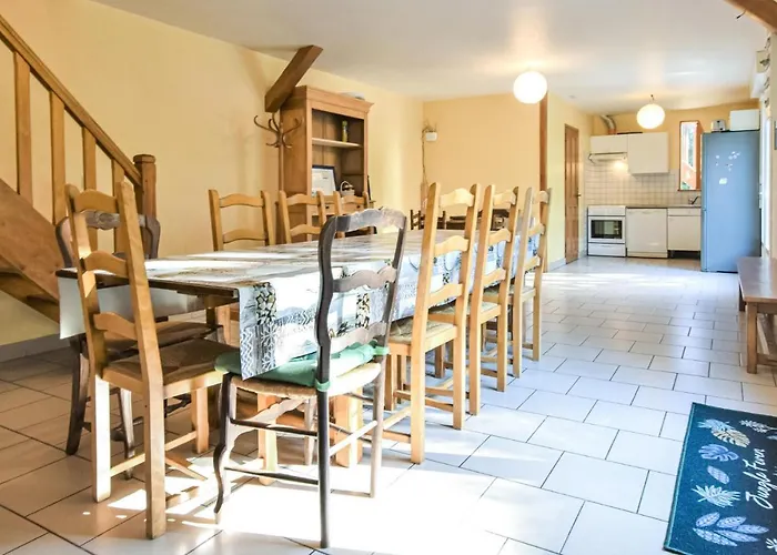 Semesterbostad Amazing In *